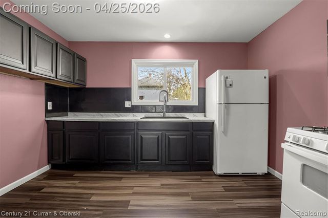 1457 Poplar Street, Flint, MI 48503
