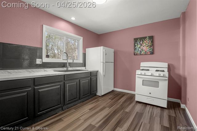 1457 Poplar Street, Flint, MI 48503