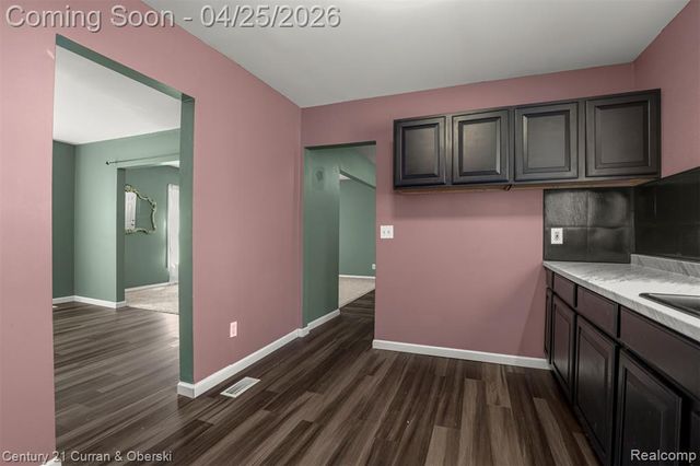 1457 Poplar Street, Flint, MI 48503