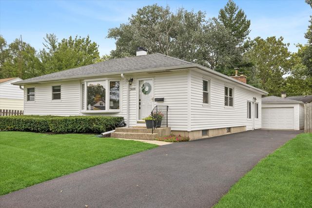 3600 Pheasant Drive, Rolling Meadows, IL 60008