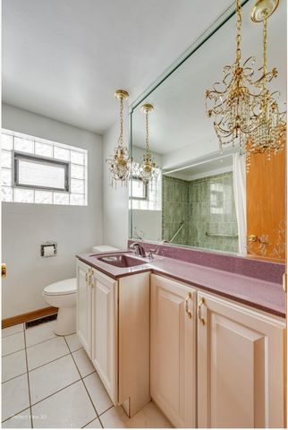 10617 S Kenton Avenue, Oak Lawn, IL 60453