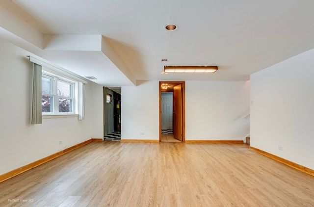 10617 S Kenton Avenue, Oak Lawn, IL 60453