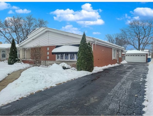 10617 S Kenton Avenue, Oak Lawn, IL 60453