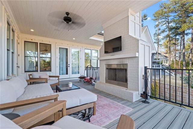 4250 Summit Drive, Marietta, GA 30068