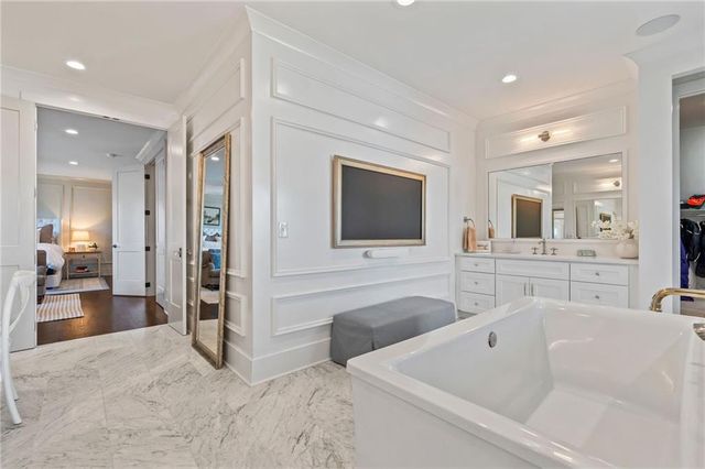 4250 Summit Drive, Marietta, GA 30068