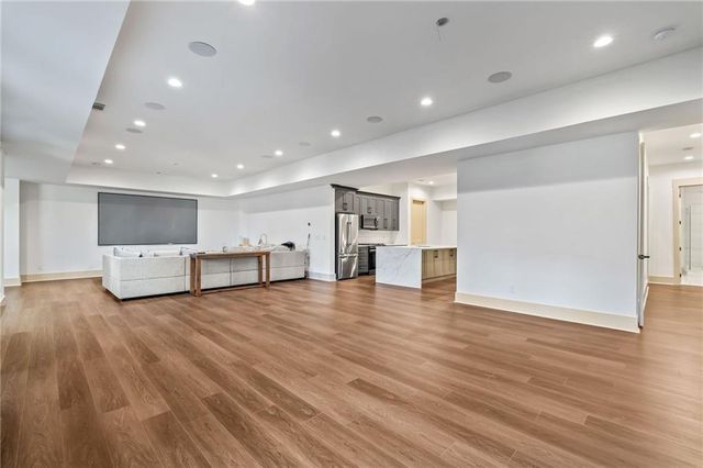 4250 Summit Drive, Marietta, GA 30068