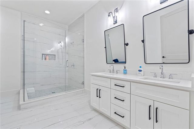 4250 Summit Drive, Marietta, GA 30068