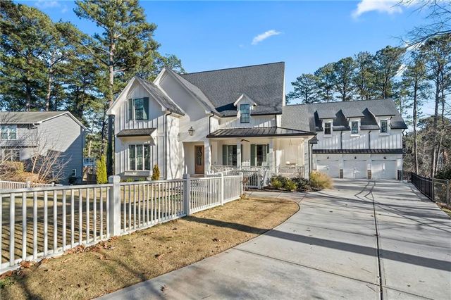 4250 Summit Drive, Marietta, GA 30068