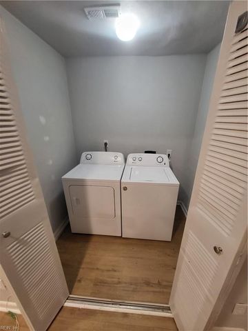 5612 Banbury CT, Virginia Beach, VA 23462
