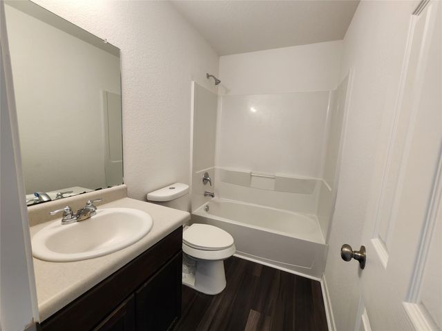 207 Branch Circle, Kendleton, TX 77451