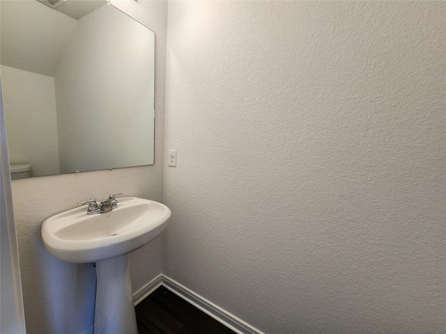 207 Branch Circle, Kendleton, TX 77451