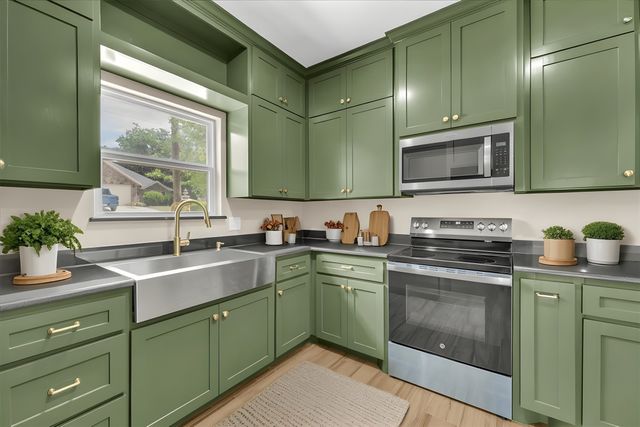 3105 N Pecan Street, Fort Worth, TX 76106