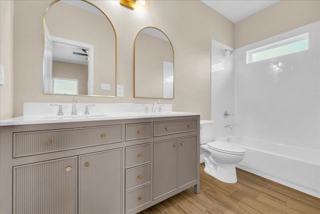 3105 N Pecan Street, Fort Worth, TX 76106