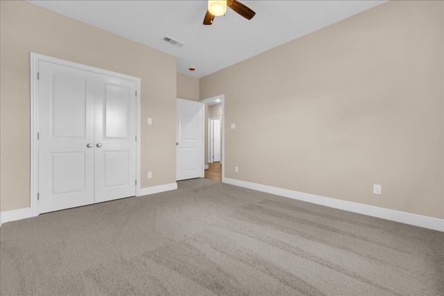 3105 N Pecan Street, Fort Worth, TX 76106