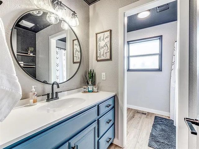 2912 Canyon Oaks Court, Norman, OK 73071