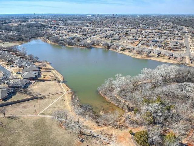 2912 Canyon Oaks Court, Norman, OK 73071