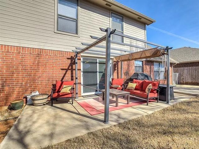 2912 Canyon Oaks Court, Norman, OK 73071