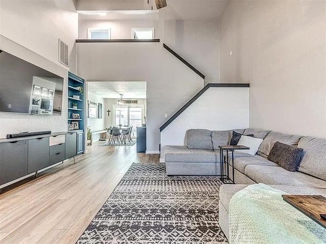 2912 Canyon Oaks Court, Norman, OK 73071