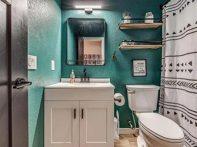 2912 Canyon Oaks Court, Norman, OK 73071