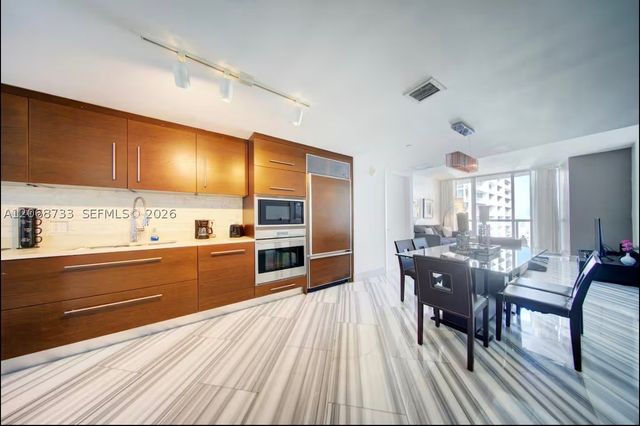 485 Brickell Ave 4711, Miami, FL 33131
