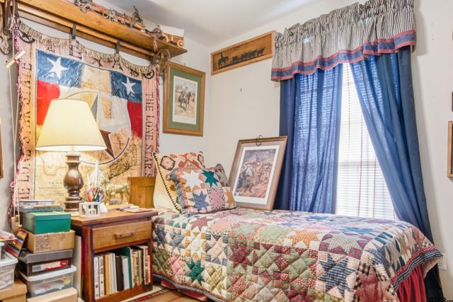 1818 Topaz Cv, Whitehouse, TX 75791