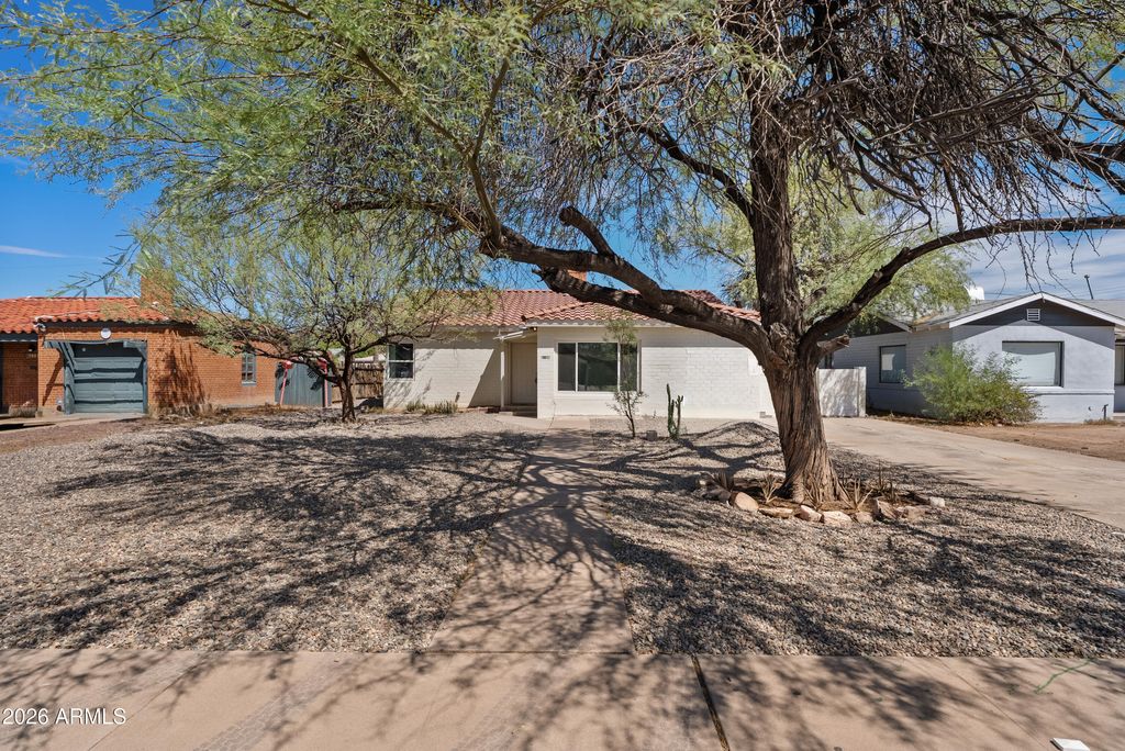 1726 E CORONADO Road, Phoenix, AZ 85006 — exterior