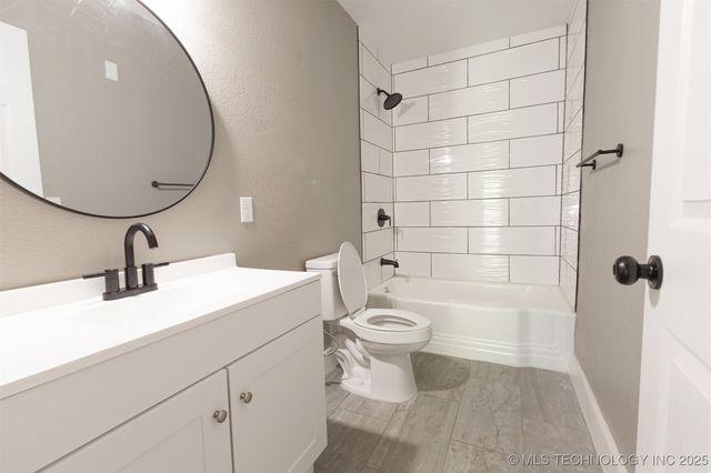 812 N Delaware Place, Tulsa, OK 74110