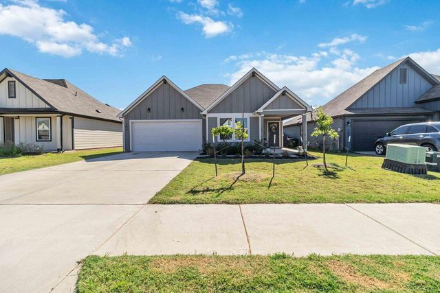 107 Aransas River RD, Hutto, TX 78634