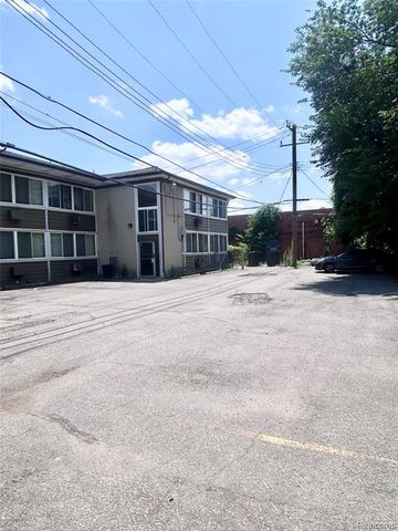 19131 Lahser Road, Detroit, MI 48219