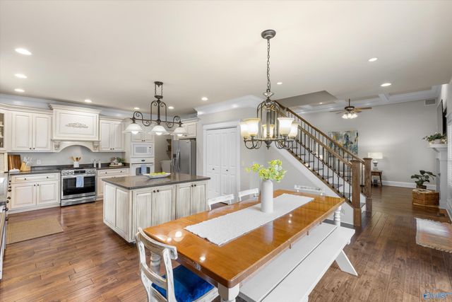 142 Oak Brook Circle, Madison, AL 35758