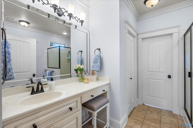 142 Oak Brook Circle, Madison, AL 35758