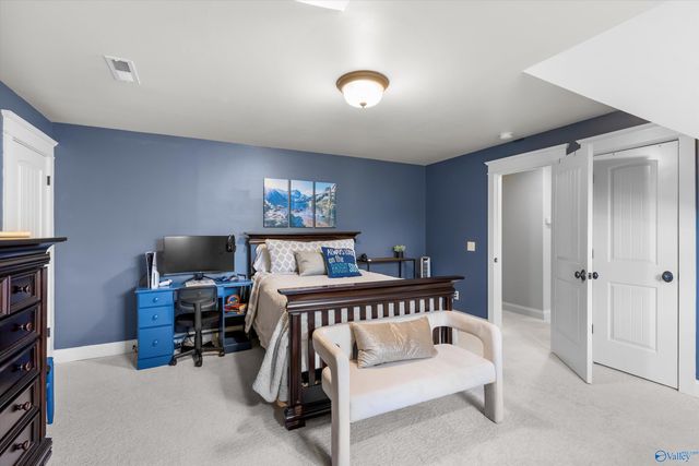 142 Oak Brook Circle, Madison, AL 35758