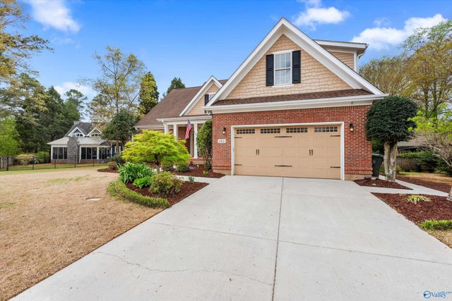 142 Oak Brook Circle, Madison, AL 35758