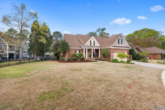 142 Oak Brook Circle, Madison, AL 35758