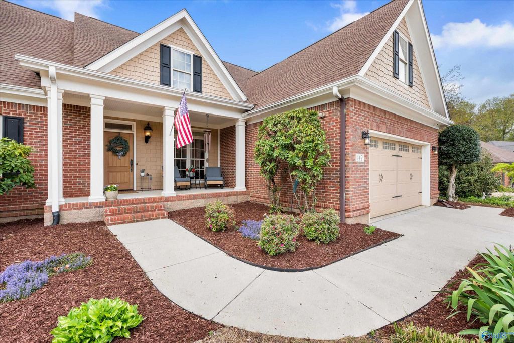 142 Oak Brook Circle, Madison, AL 35758