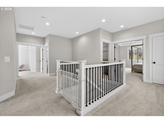 17578 Nw LAYLA Dr, Portland, OR 97229