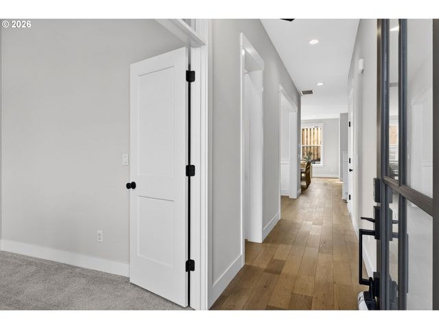 17578 Nw LAYLA Dr, Portland, OR 97229