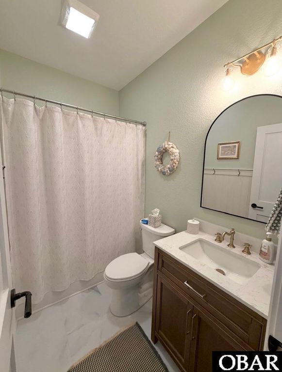 Image 10 of property listing at 942 Second Street Lot 3A, Manteo, NC 27954