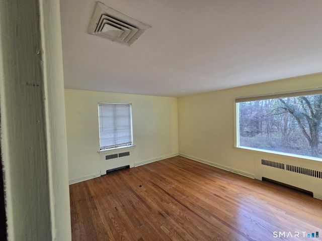 677 West Hill Road, Stamford, CT 06902