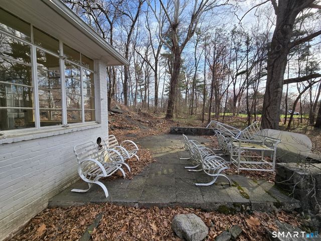 677 West Hill Road, Stamford, CT 06902