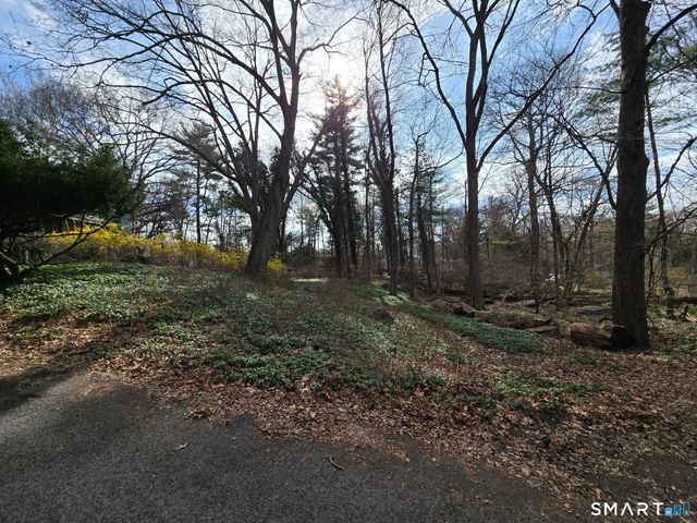 677 West Hill Road, Stamford, CT 06902