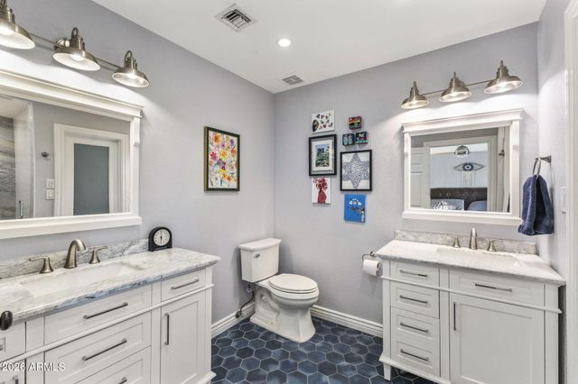 6820 N 23RD Place, Phoenix, AZ 85016