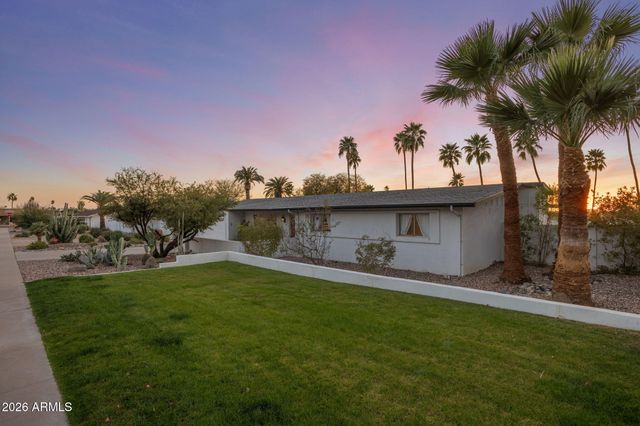 6820 N 23RD Place, Phoenix, AZ 85016