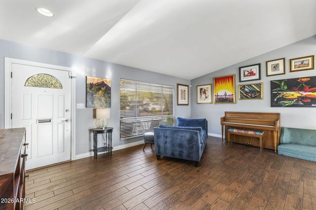 6820 N 23RD Place, Phoenix, AZ 85016