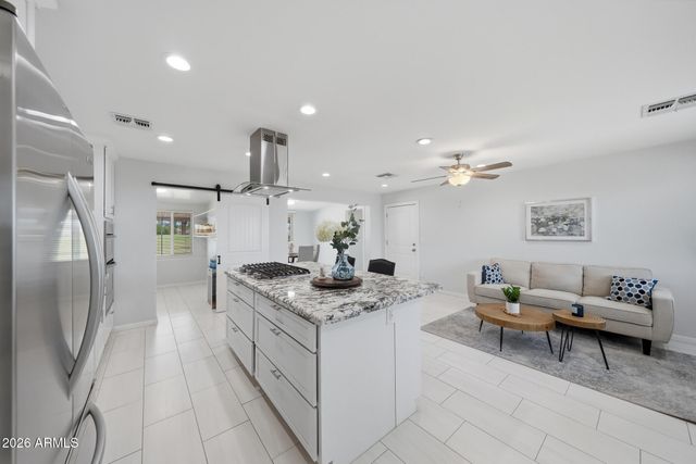 12819 N 111th Avenue, Sun City, AZ 85351