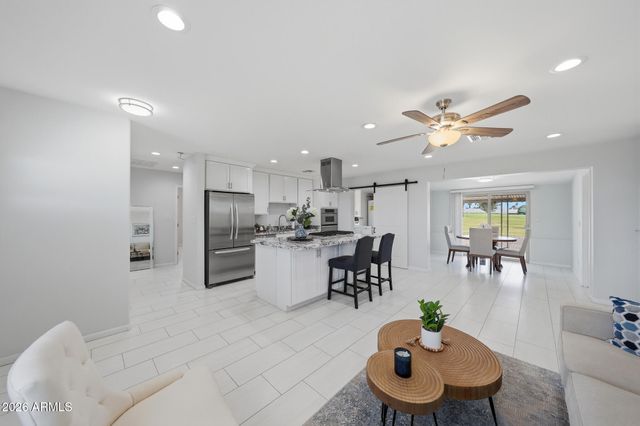 12819 N 111th Avenue, Sun City, AZ 85351