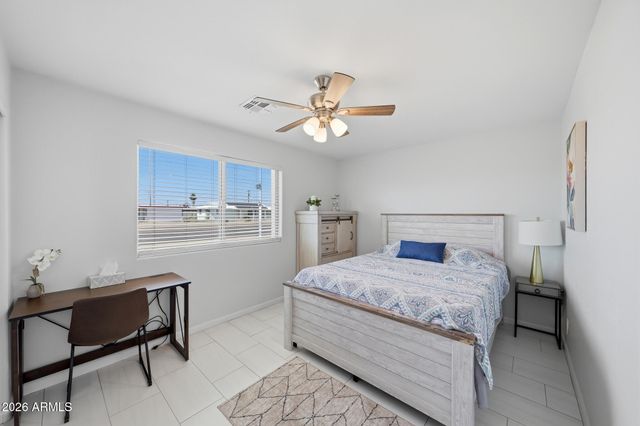 12819 N 111th Avenue, Sun City, AZ 85351