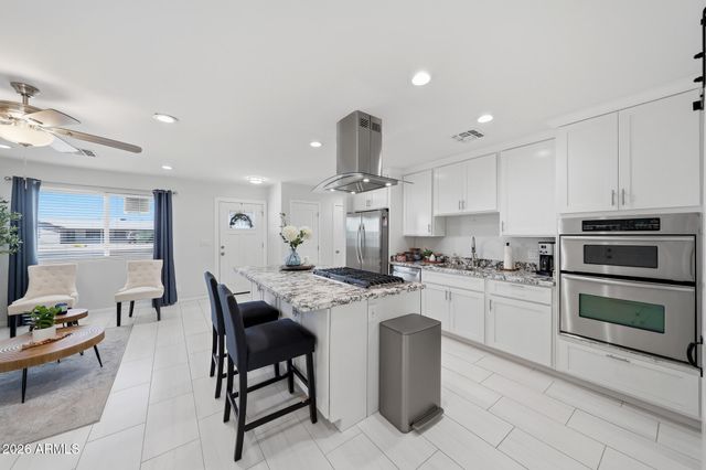 12819 N 111th Avenue, Sun City, AZ 85351