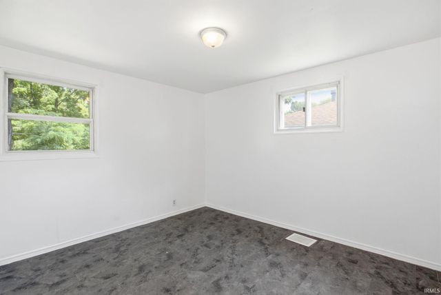 919 Dover Drive, South Bend, IN 46614