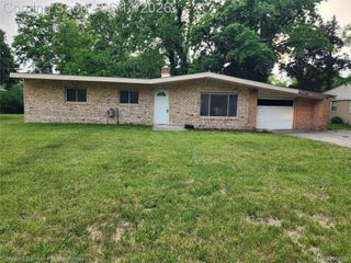 27391 Spring Arbor Drive, Southfield, MI 48076